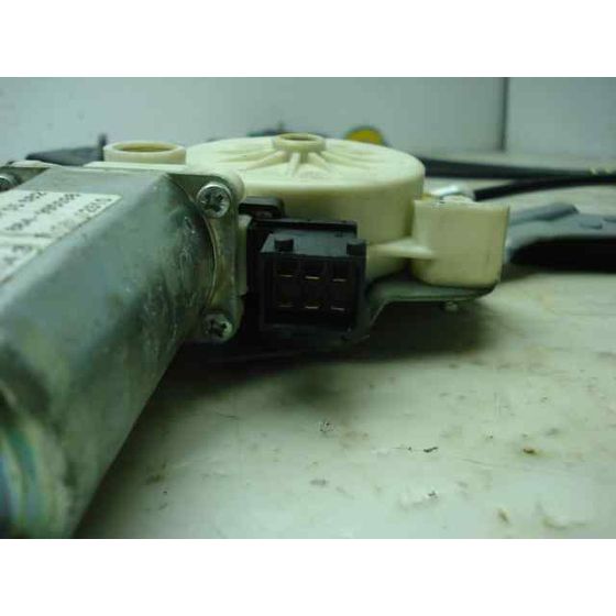 Elevalunas Delantero Derecho Para Saab 9-3 Sport Hatch