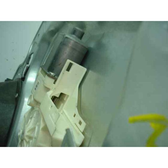 Elevalunas Delantero Derecho Para Ford Focus Berlina
