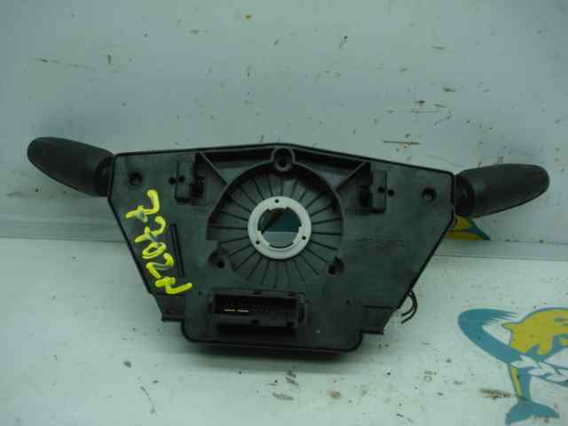 Com 2000 Para Opel Corsa D
