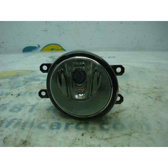 Faro Antiniebla Derecho Para Toyota Auris