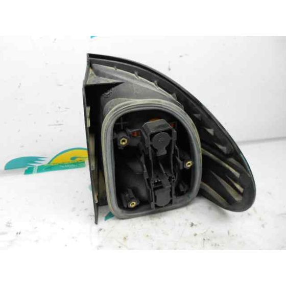 Piloto Trasero Izquierdo Para Renault Laguna