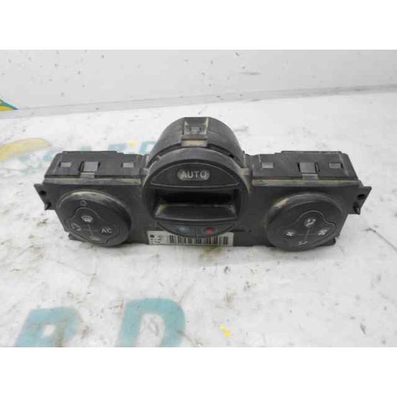 Mando Climatizador para Renault Megane Ii Berlina 5P