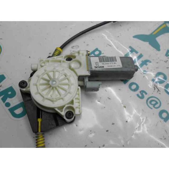 Elevalunas Delantero Derecho Para Peugeot 307
