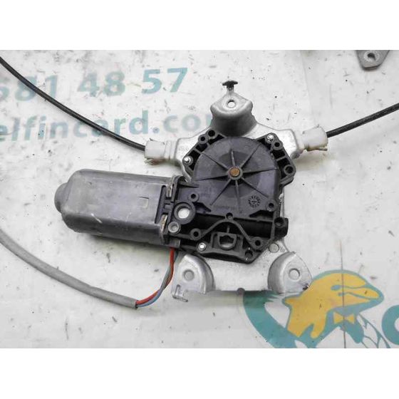 Elevalunas Delantero Derecho Para Nissan Primera Berlina