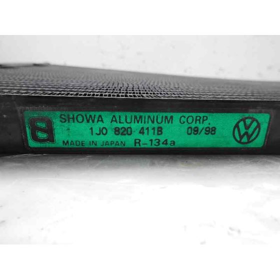 Condensador / Radiador Aire Acondicionado Para Volkswagen Golf Iv Berlina