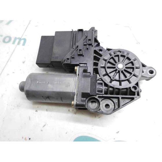 Motor Elevalunas Trasero Derecho Para Volkswagen Golf Iv Berlina