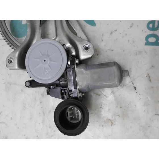 Elevalunas Delantero Izquierdo para Lexus Is200 (Ds2/Is2)