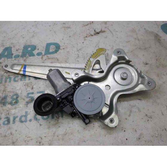 Elevalunas Trasero Izquierdo Para Lexus Is200