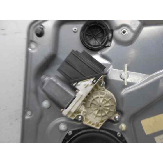 Elevalunas Delantero Derecho para Seat Ibiza (6L1)