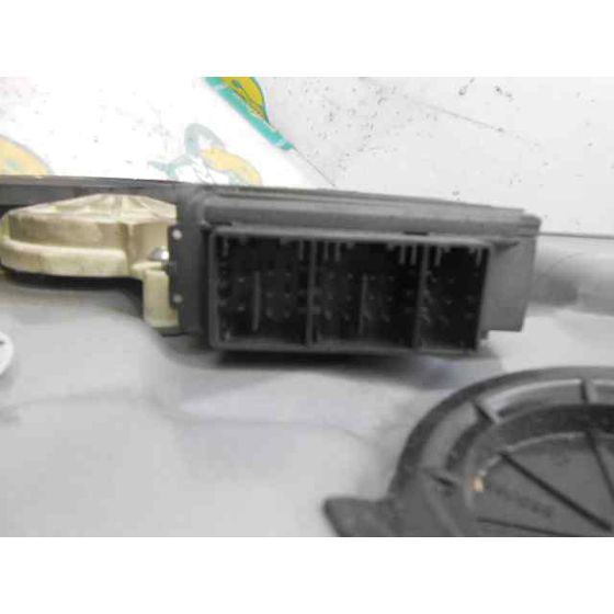 Elevalunas Delantero Derecho para Seat Ibiza (6L1)
