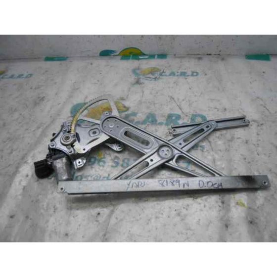 Elevalunas Delantero Derecho Para Toyota Yaris