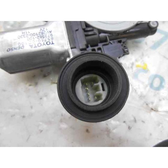 Elevalunas Delantero Derecho Para Toyota Yaris