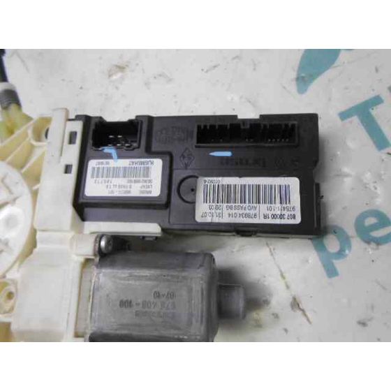 Elevalunas Delantero Derecho Para Renault Laguna Iii