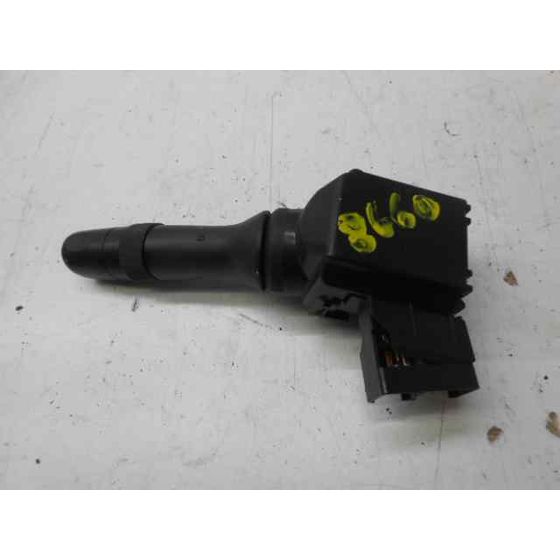 Mando Limpia Para Toyota Auris