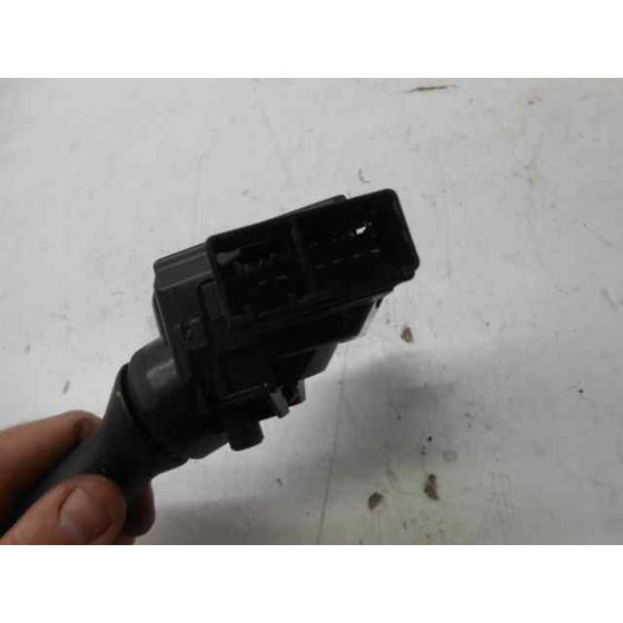 Mando Limpia Para Toyota Auris