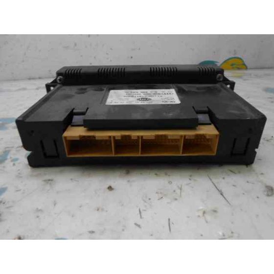 Mando Climatizador para Audi A3 (8L)