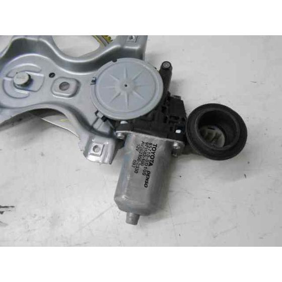 Elevalunas Delantero Derecho Para Toyota Auris