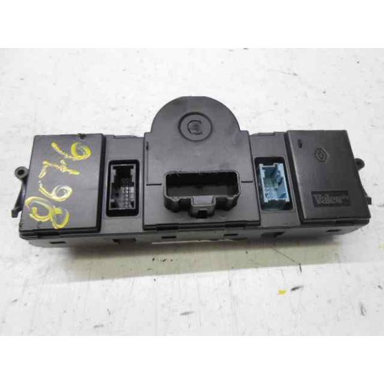 Mando Climatizador para Renault Megane Ii Berlina 5P