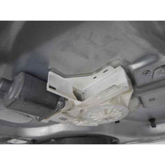 Elevalunas Delantero Derecho Para Ford Focus Berlina