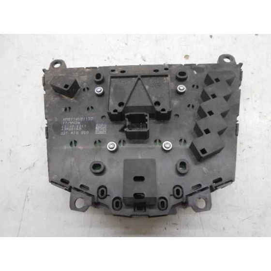 Mando Radio para Ford Focus Lim. (Cb8)
