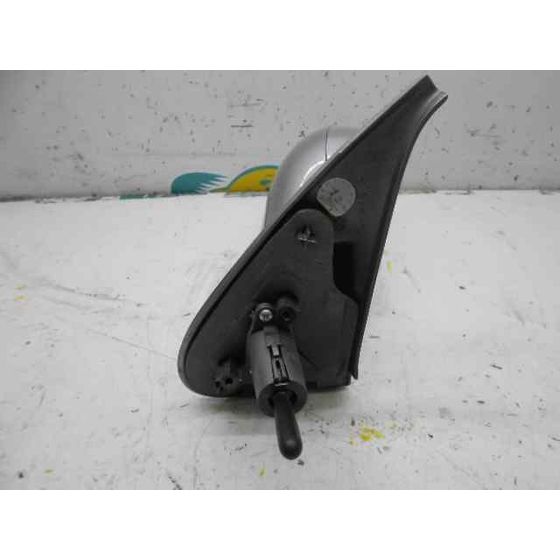 Retrovisor Derecho Para Nissan Micra
