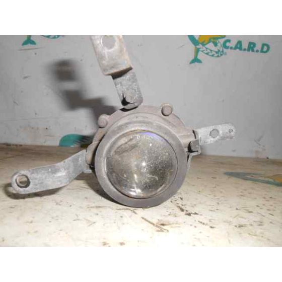 Faro Antiniebla Derecho Para Hyundai Trajet