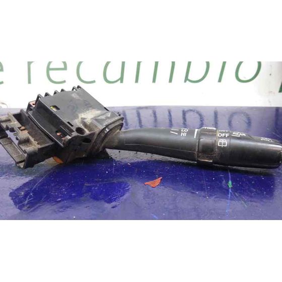 Mando Limpia para Toyota Land Cruiser (J12)