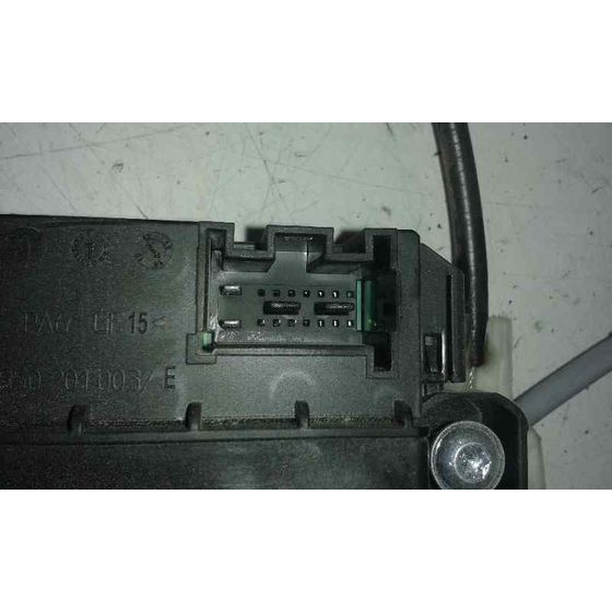 Elevalunas Trasero Derecho para Volkswagen Polo (6R1)