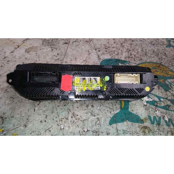 Mando Climatizador para Ford Focus Lim. (Cb4)