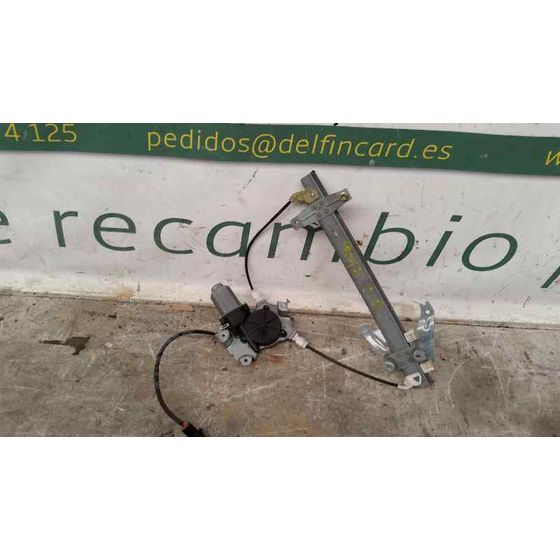Elevalunas Trasero Derecho Para Nissan Primera Trav.