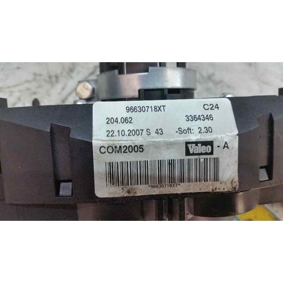 Com 2000 Para Peugeot 207 Sw
