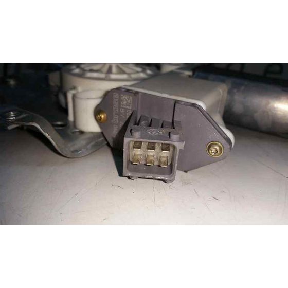 Elevalunas Trasero Derecho para Toyota Avensis Berlina (T25)