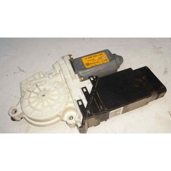 Motor Elevalunas Delantero Derecho Para Volkswagen Golf Iv Variant