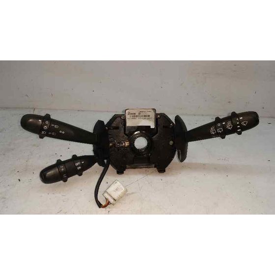 Com 2000 para Alfa Romeo 147 (190)