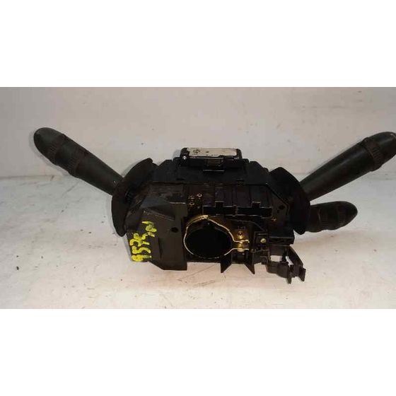 Com 2000 para Alfa Romeo 147 (190)