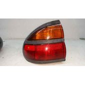 Piloto Trasero Izquierdo Para Renault Laguna