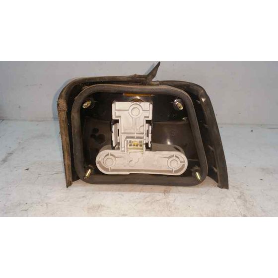 Piloto Trasero Izquierdo Para Alfa Romeo 155