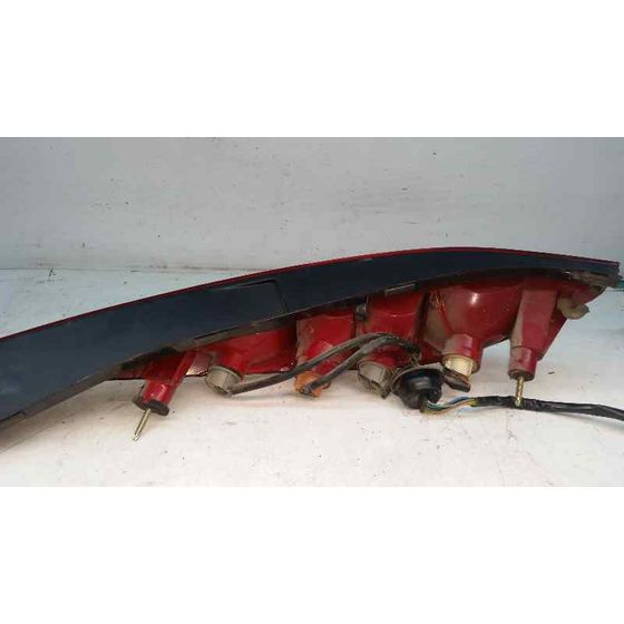 Piloto Trasero Derecho Para Ford Mondeo Turnier