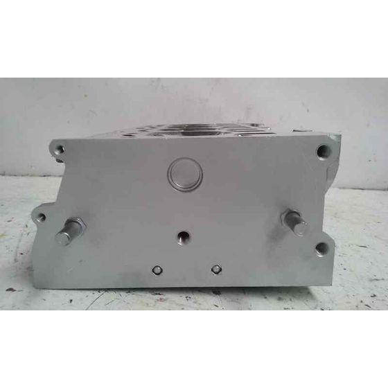 Culata Para Volkswagen Golf V Berlina