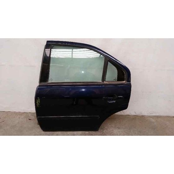 Puerta Trasera Izquierda Para Ford Mondeo Berlina