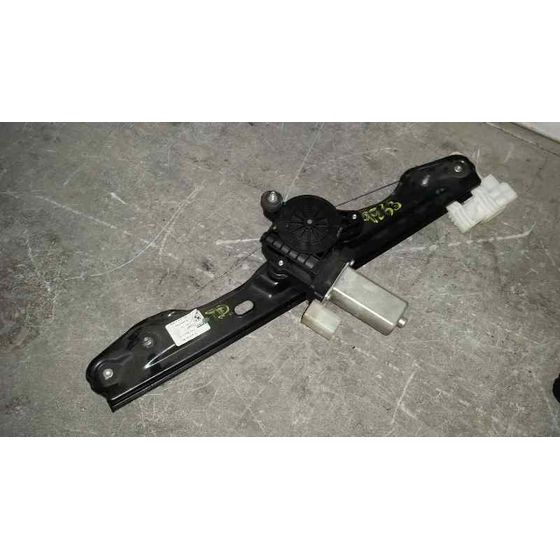 Elevalunas Trasero Derecho Para Bmw Serie 1 Lim.