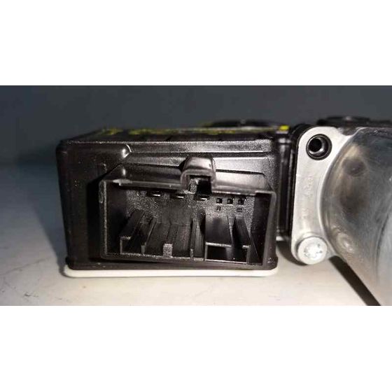 Motor Elevalunas Trasero Derecho Para Seat Leon Sc