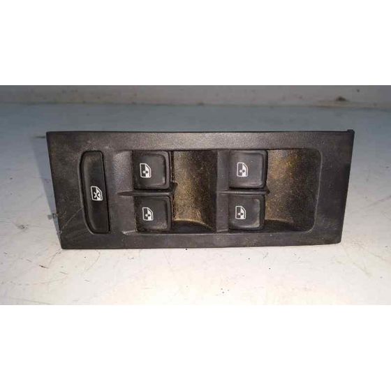 Mando Elevalunas Delantero Izquierdo Para Skoda Rapid