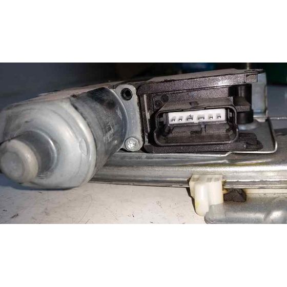 Elevalunas Delantero Izquierdo Para Peugeot 208