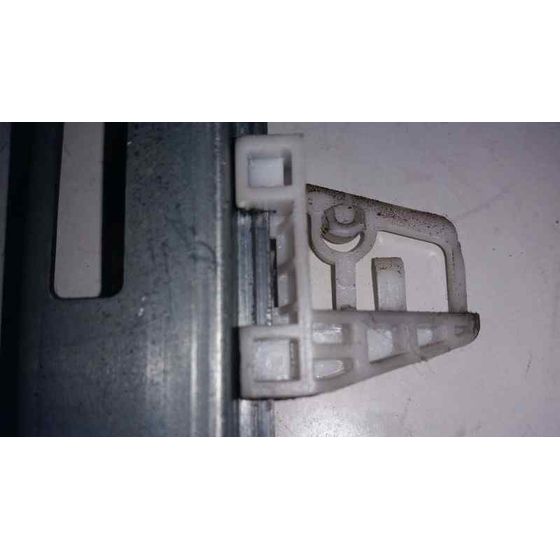Elevalunas Delantero Derecho para Peugeot 206+