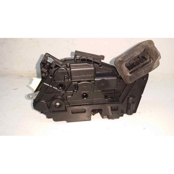 Cerradura Puerta Delantera Derecha Para Volkswagen Golf Vi