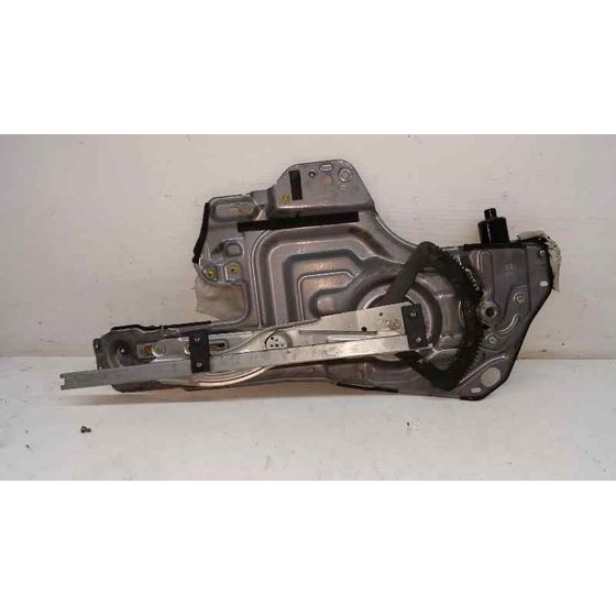 Elevalunas Delantero Derecho Para Hyundai Trajet