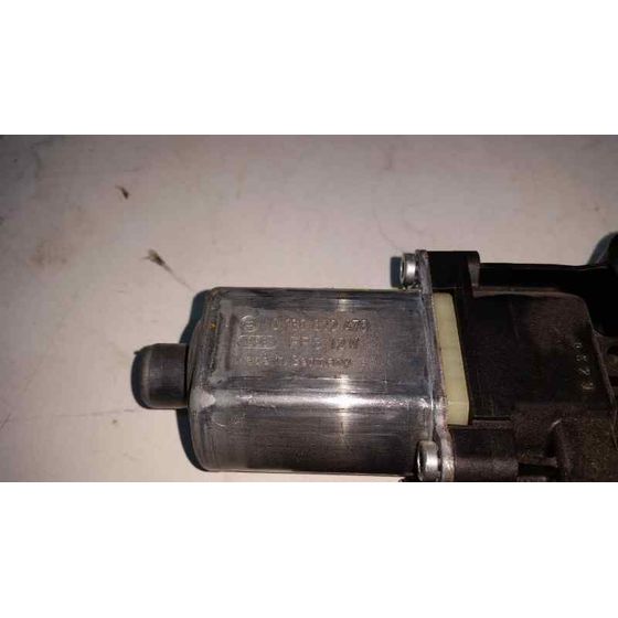 Motor Elevalunas Delantero Derecho Para Renault Megane Iii Sport Tourer