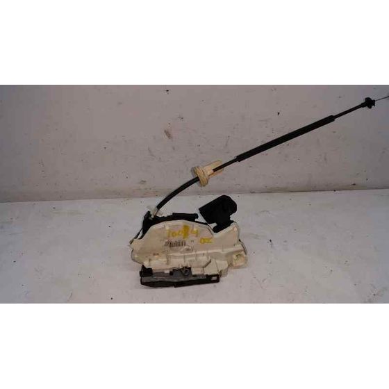 Cerradura Puerta Delantera Izquierda Para Volkswagen Golf Vi