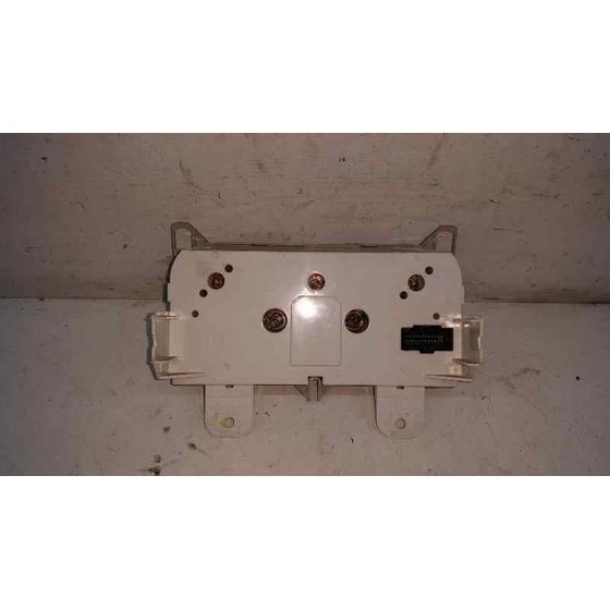 Mando Climatizador Para Mazda 5 Berl.